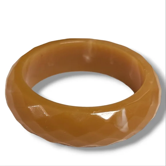 💞Large Vintage Bakelite Light Butterscotch Tan Bangle - Picture 5 of 5